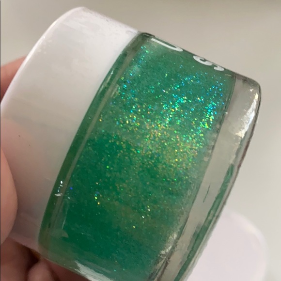 UNICORN SNOT Glitter Gel for face & body by FCTRY - Picture 10 of 10